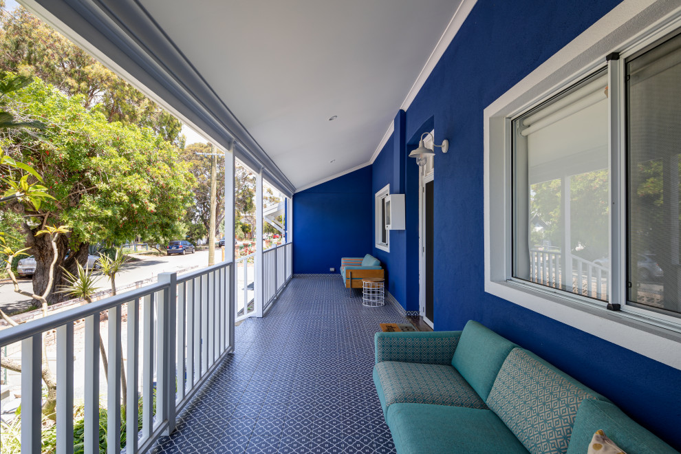 Trendy porch idea in Perth