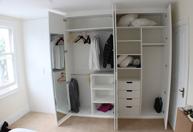 Full wall fitted wardrobe,hand painting - Traditional - London - by  ZIMMEREI LTD | Houzz IE