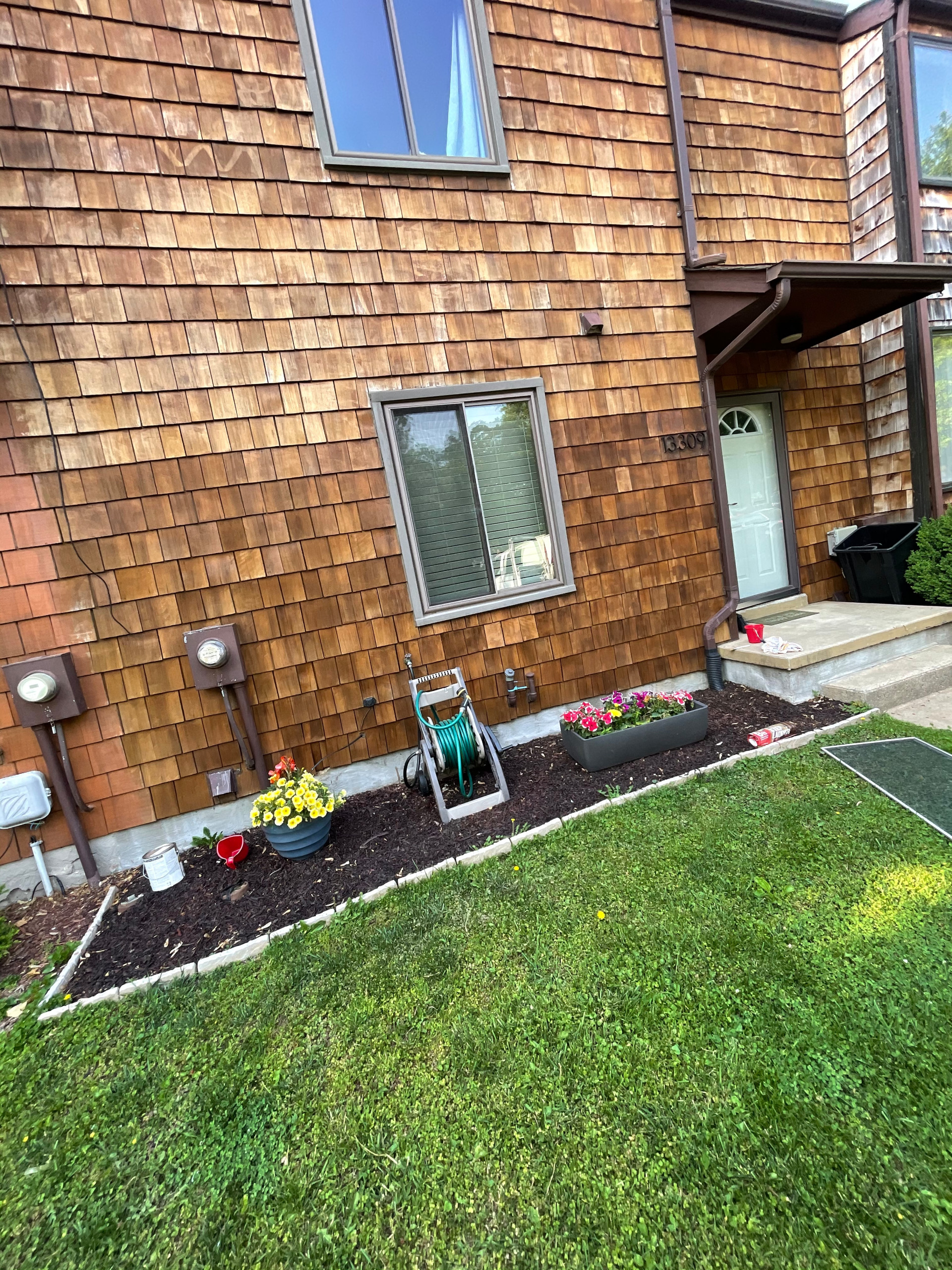 Cedar siding stain