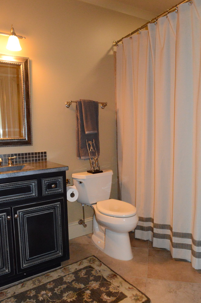 Bathroom - transitional bathroom idea in Birmingham