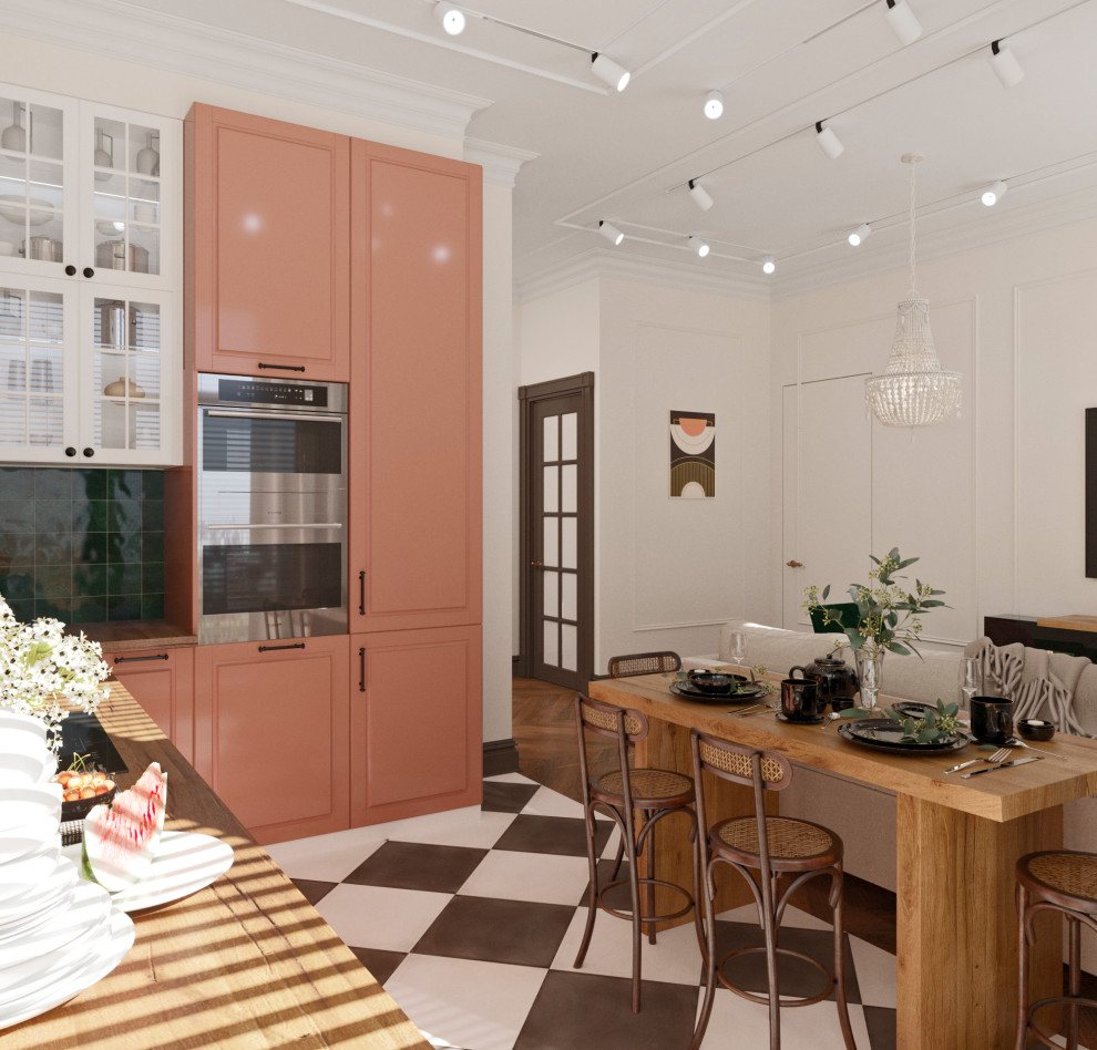 Яркая студия для молодой девушки