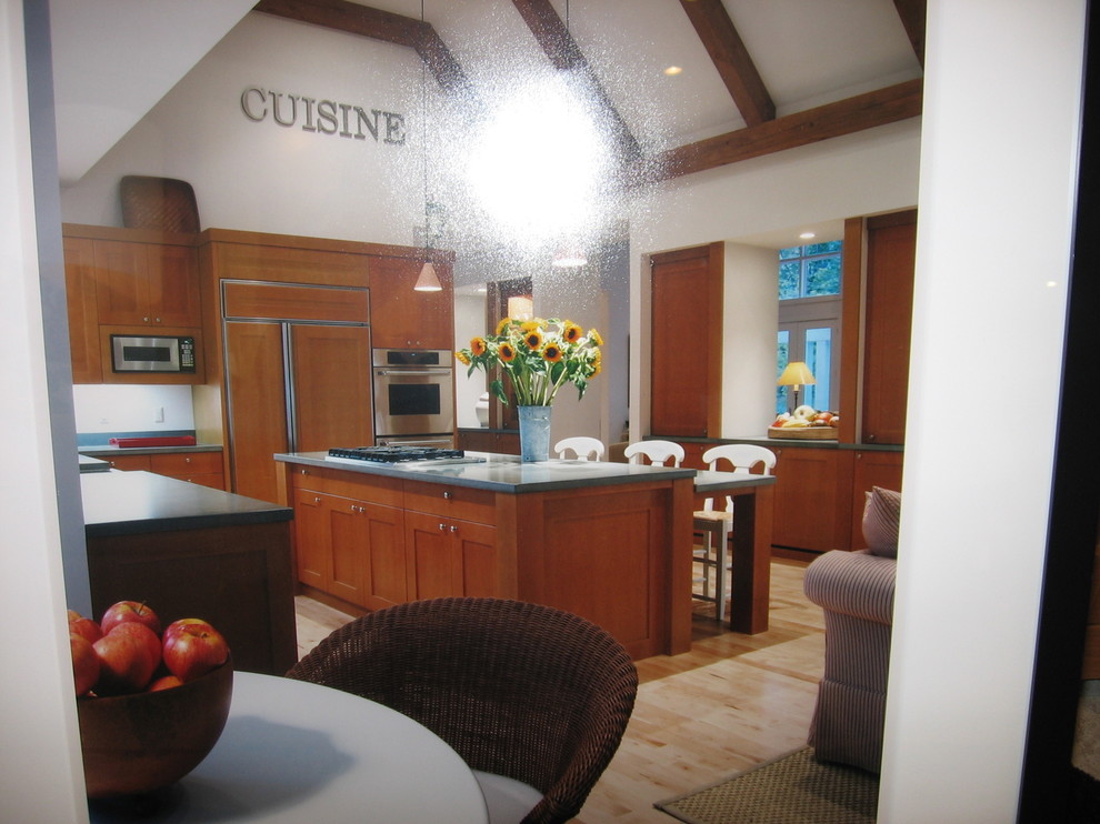 Photo of an eclectic kitchen in Minneapolis.