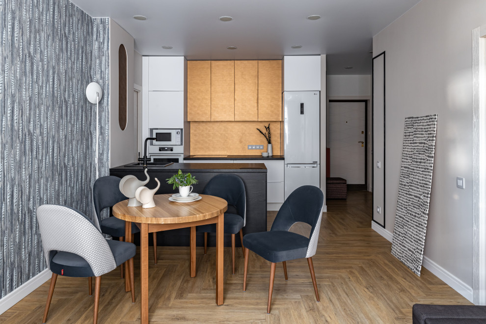 Урицкого ул