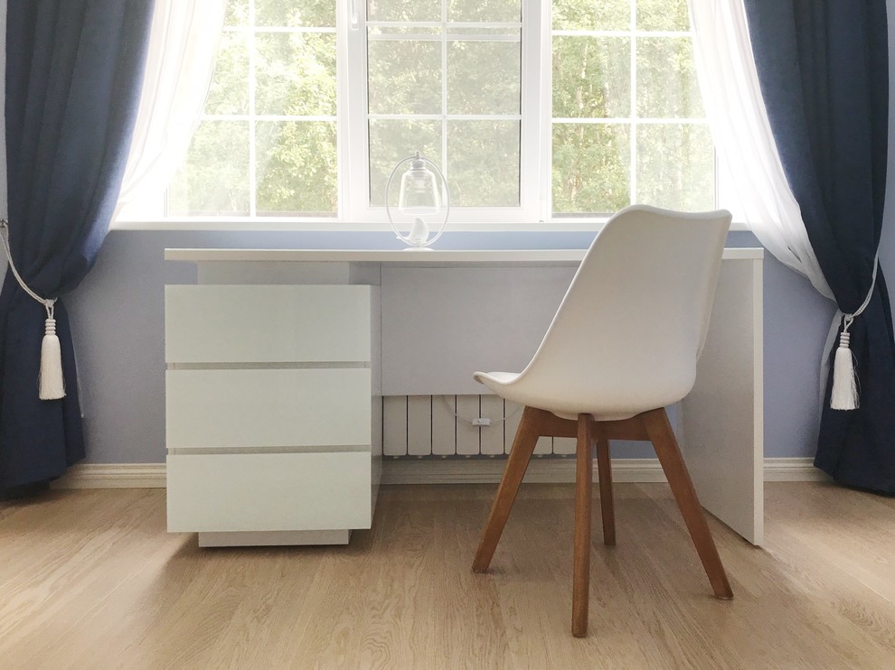 Drenched in sunshine bedroom for a teenager