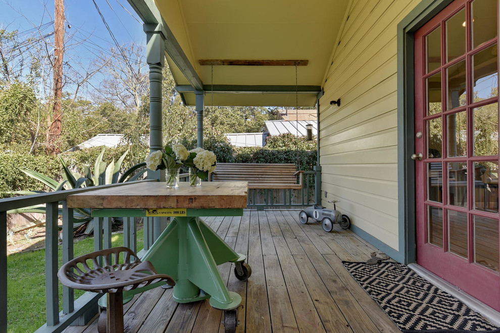 Design ideas for a contemporary verandah in Austin.