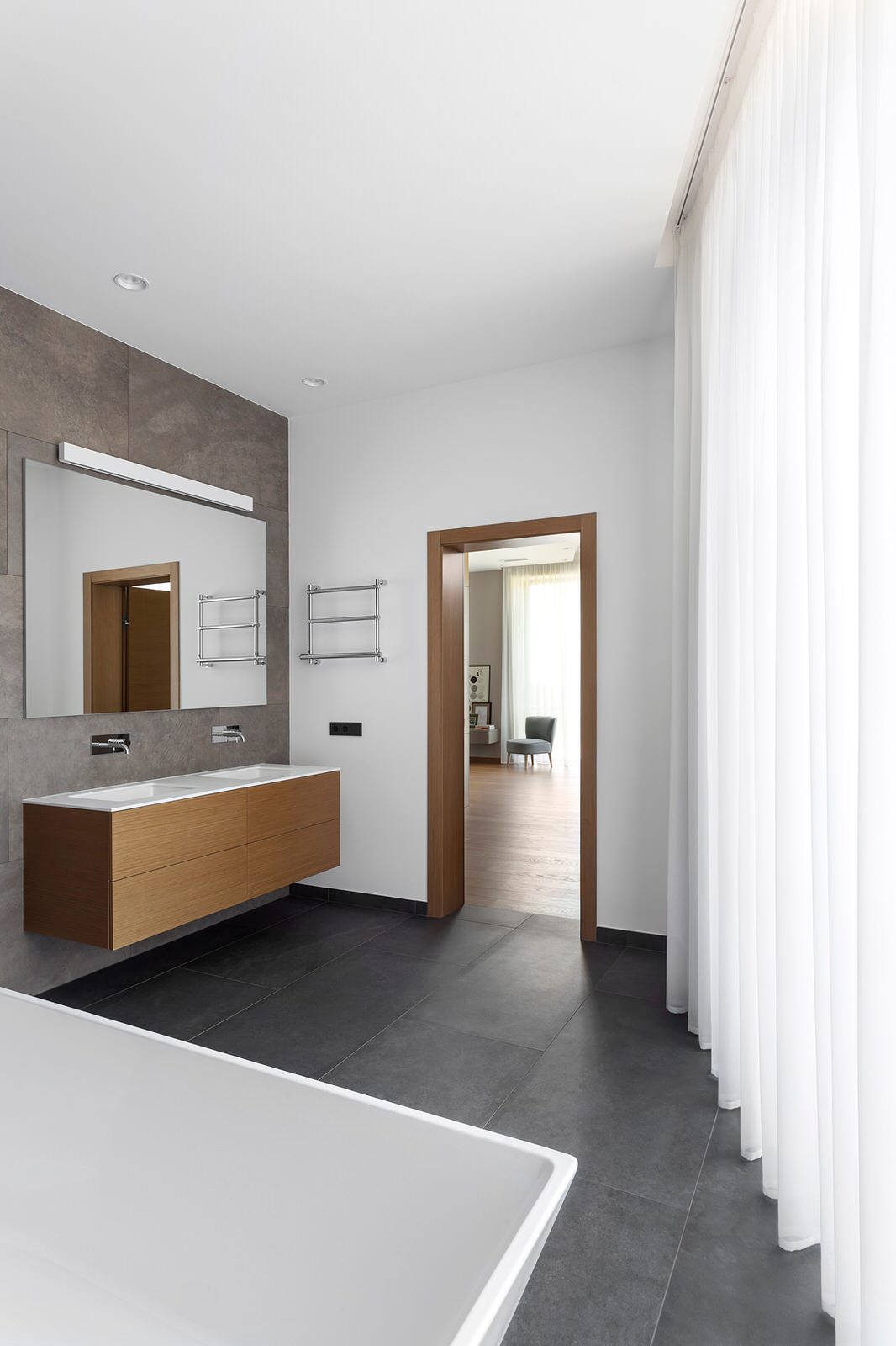 Интерьер дома в селе Новые Безрадичи