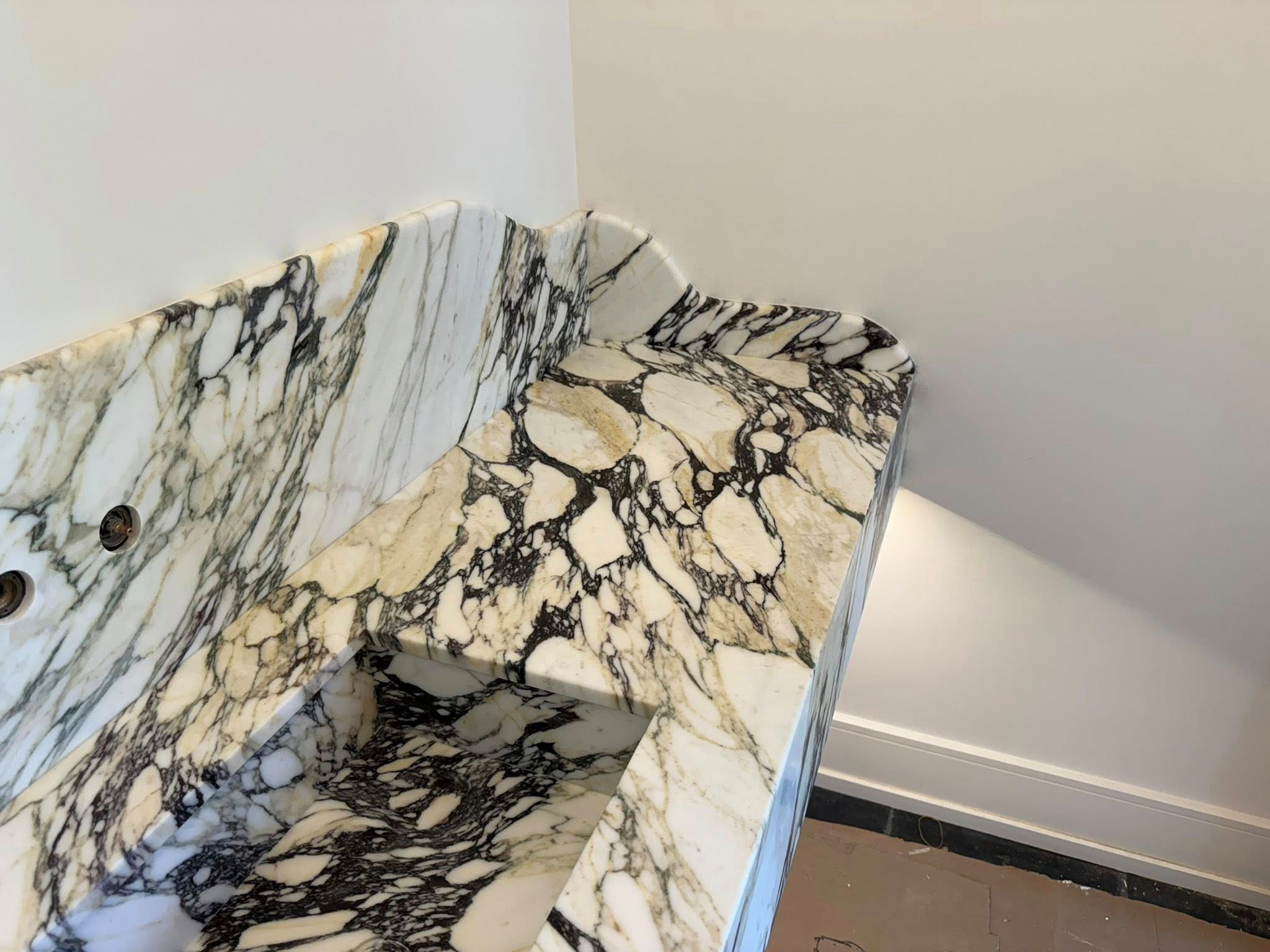 marble top