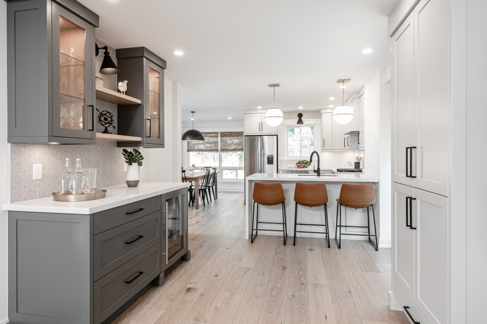 Home design - scandinavian home design idea in Toronto