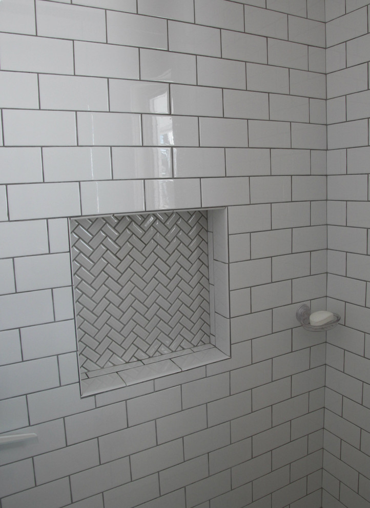 Inspiration for a small traditional master bathroom in Minneapolis with shaker cabinets, white tile, ceramic tile, ceramic floors and white floor.