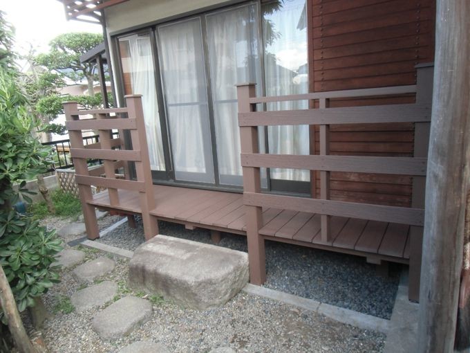 大阪にあるアジアンスタイルのおしゃれな縁側・ポーチの写真