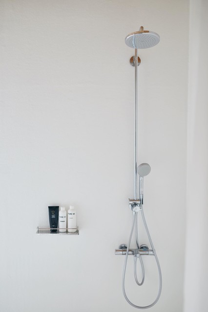 IDUMI moderno-stanza-da-bagno