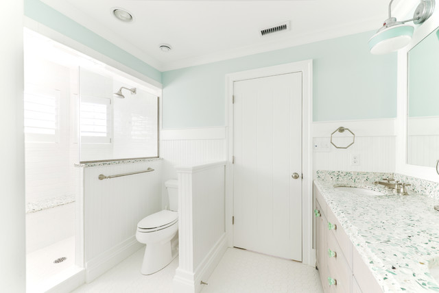 JACOBS RESIDENCE, CUSTOM HOME stile-marinaro-stanza-da-bagno
