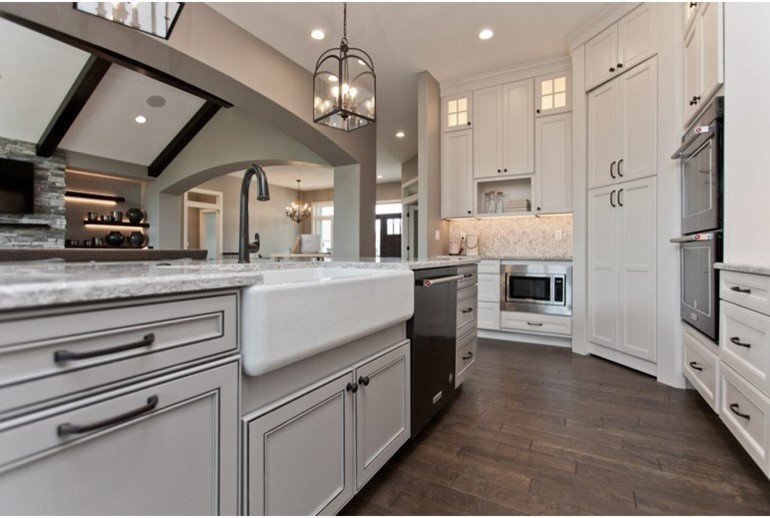 Inspiration for a transitional kitchen remodel in Cedar Rapids