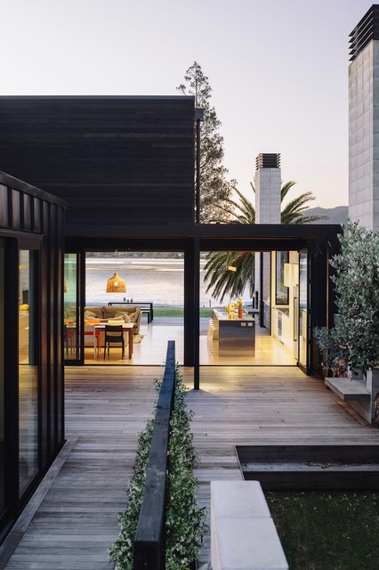 Bailey Beach House contemporaneo-patio
