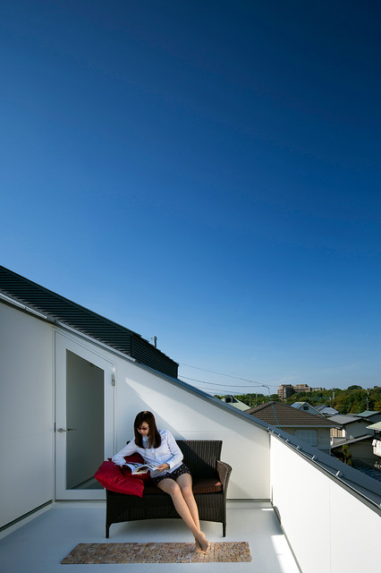 桃山台の家 modern-terrasse