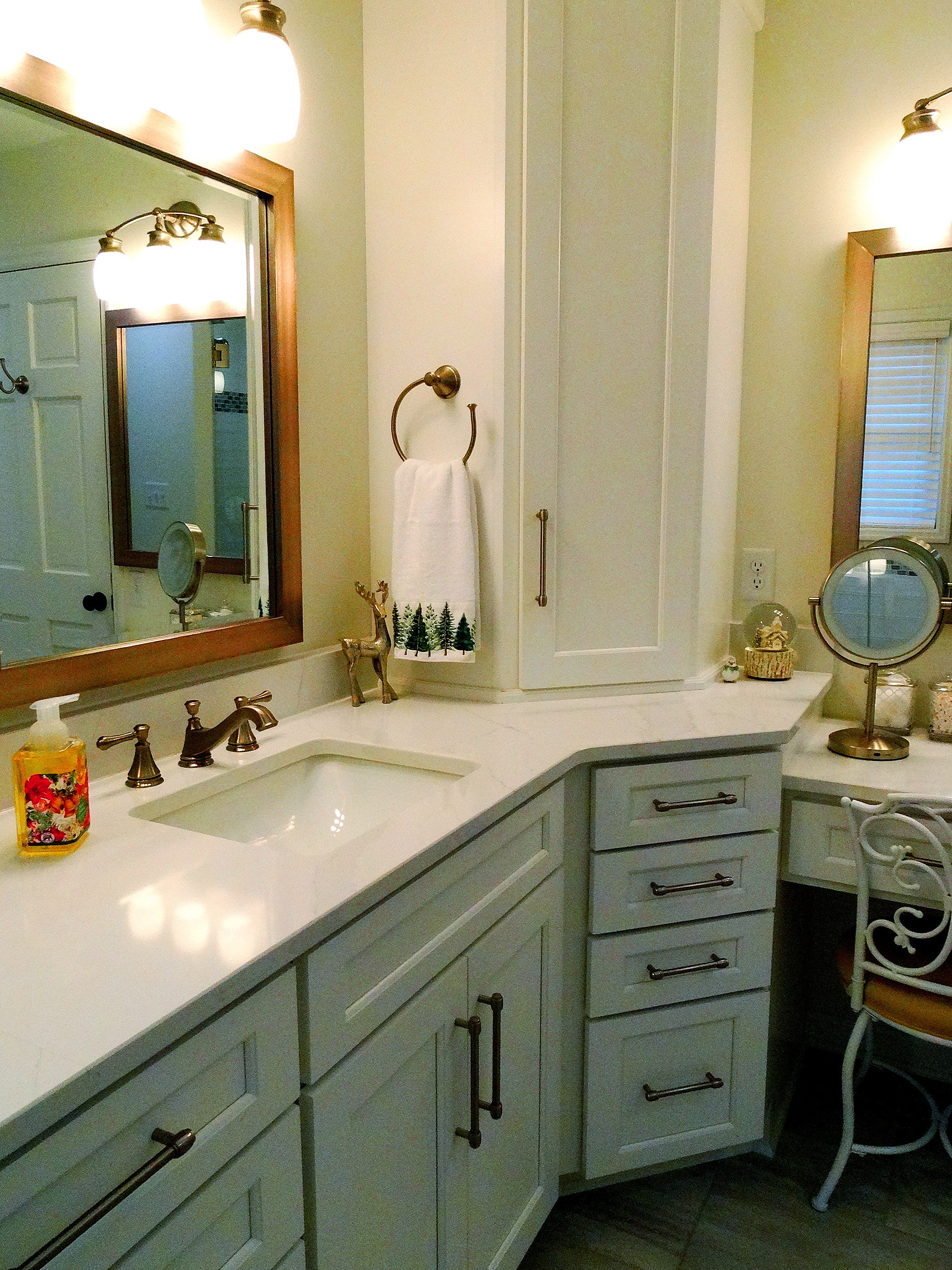 New Berlin Residence - Kitchen and Master Bath Remodel