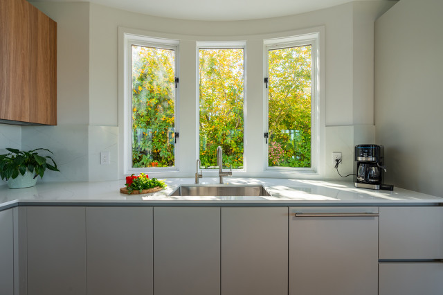 CLYDE HILL KITCHEN & BATH DESIGN modern-kueche