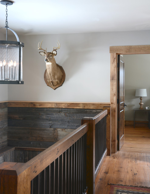 SR Ski House rustico-escalera