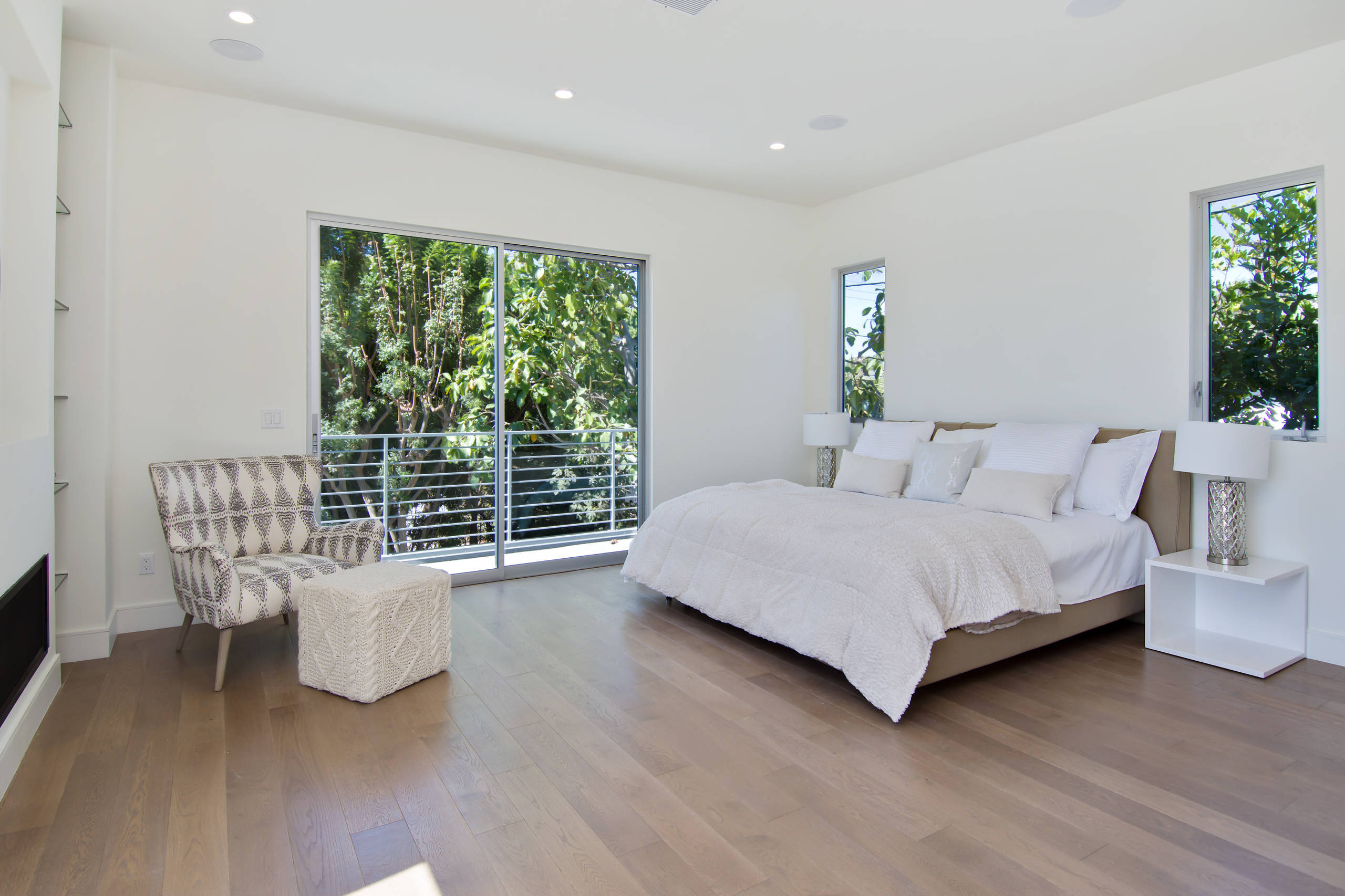 Bedroom | Hallmark Moderno, Mohegan Oak, Venice, CA - Michelle Anaya