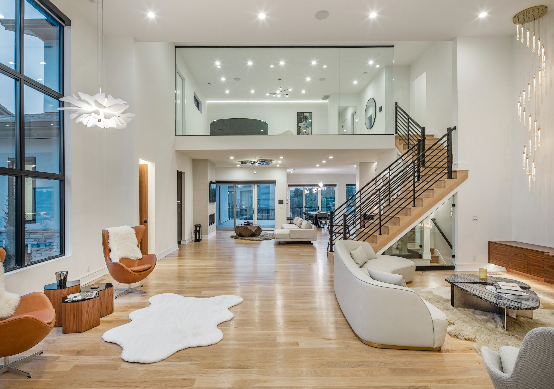 Contemporary Linden Estates