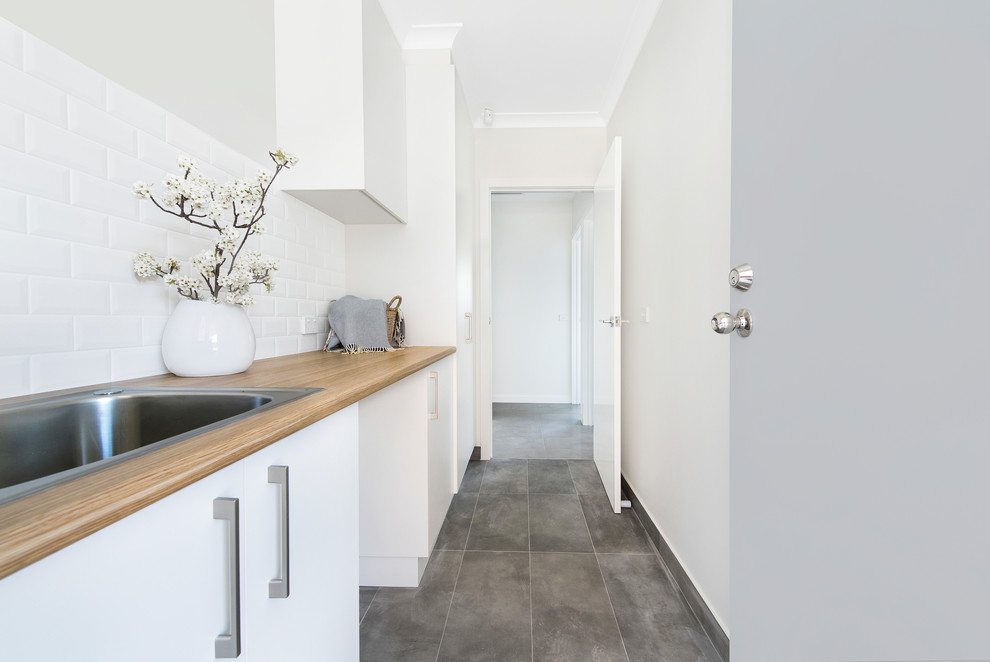 Modern laundry room in Canberra - Queanbeyan.