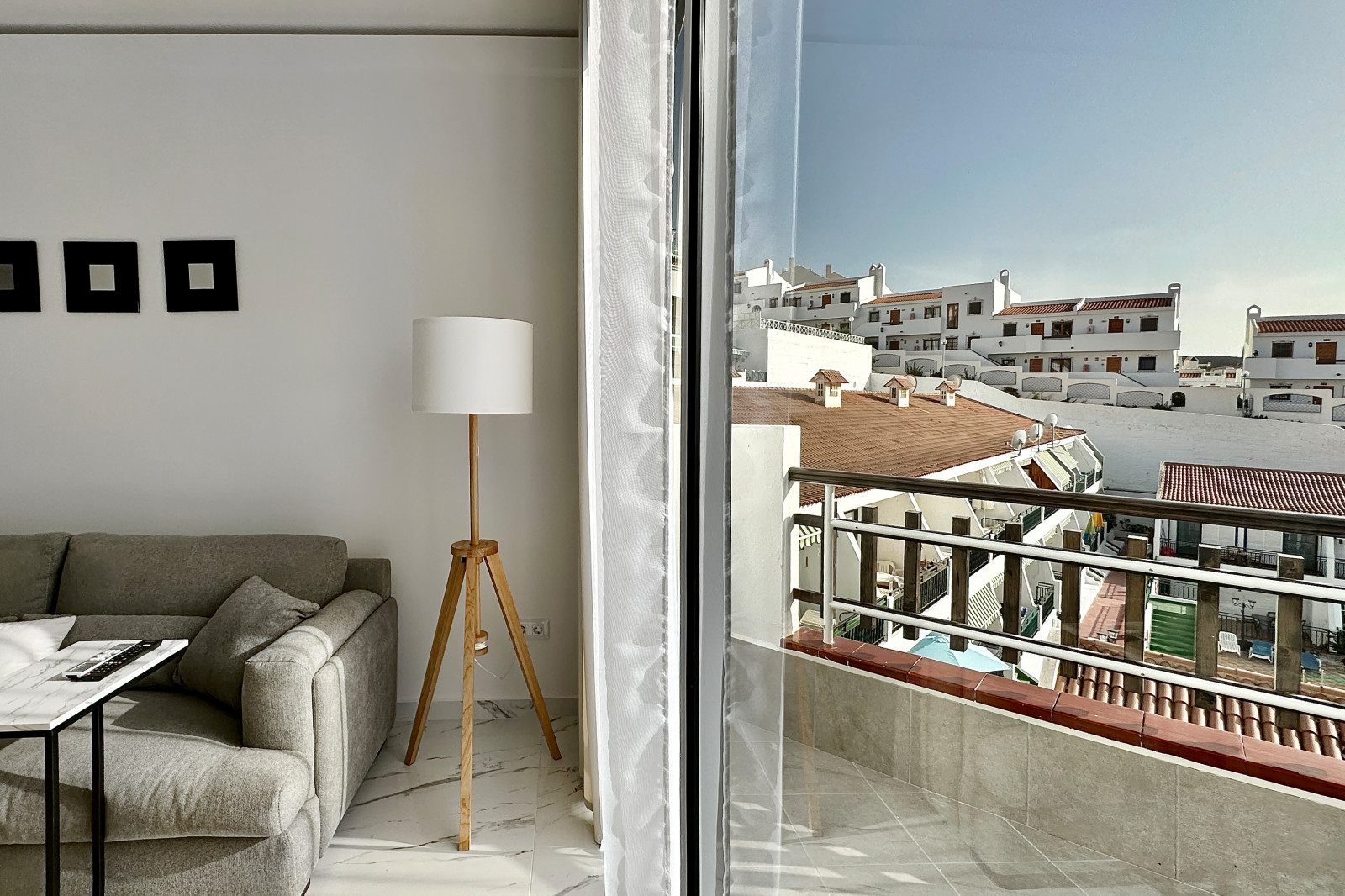 Tenrooms. Ap.en Los Cristianos (realizado)