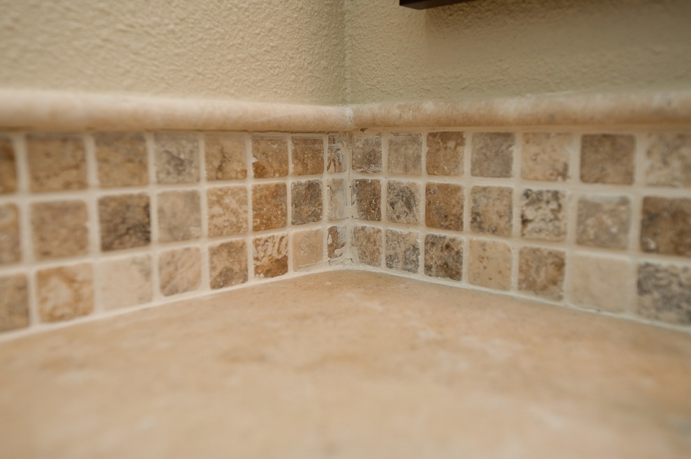 Example of a transitional home design design in Orange County