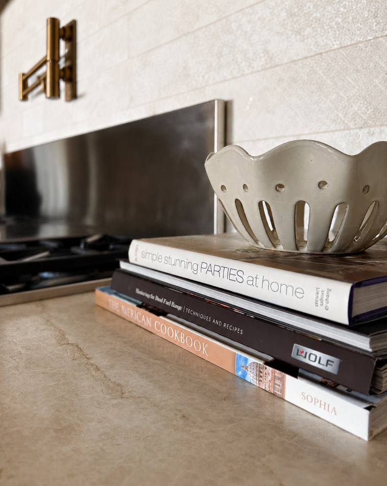 Mediterrenean Mod | Littleton, CO | Kitchen & Bathroom Full Renovation