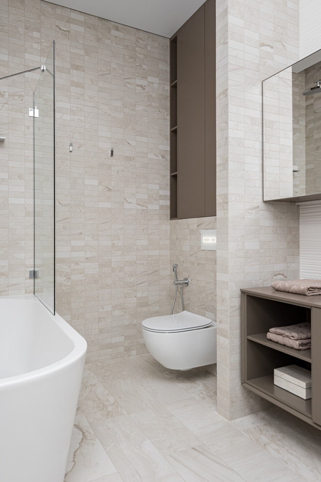 Встроенный шкаф над инсталляцией