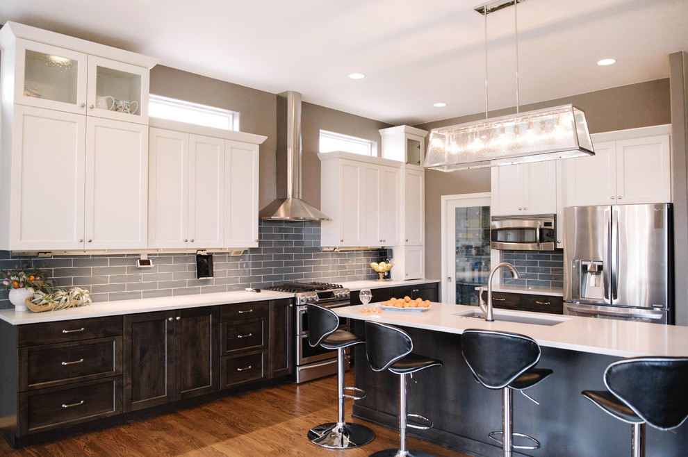 Kitchen - transitional kitchen idea in Denver