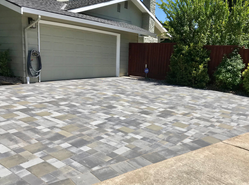 Interlocking Pavers for Driveways