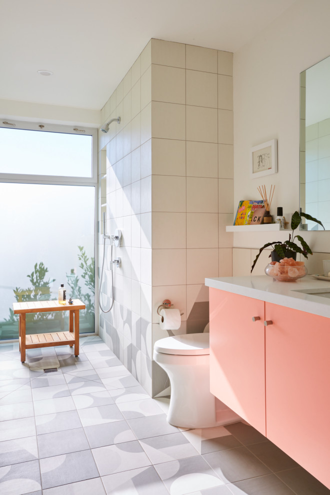 Design ideas for a midcentury kids bathroom in Los Angeles with flat-panel cabinets, purple cabinets, an open shower, a one-piece toilet, yellow tile, porcelain tile, white walls, porcelain floors, an undermount sink, engineered quartz benchtops, grey floor, an open shower and white benchtops.