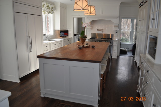 Kitchen transitional-kitchen