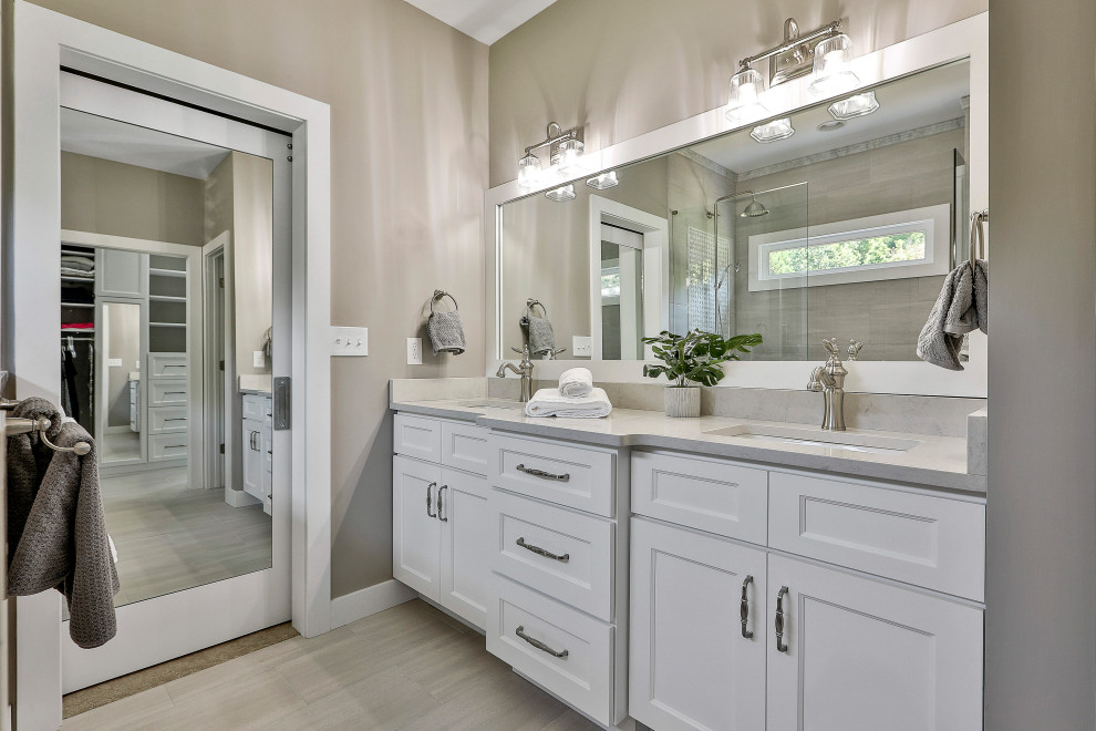 Thomas family Master Bath and closet