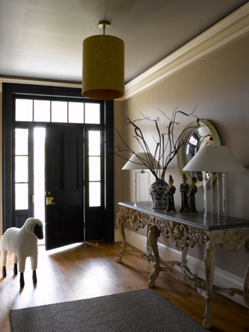 Design ideas for an entryway in New York.