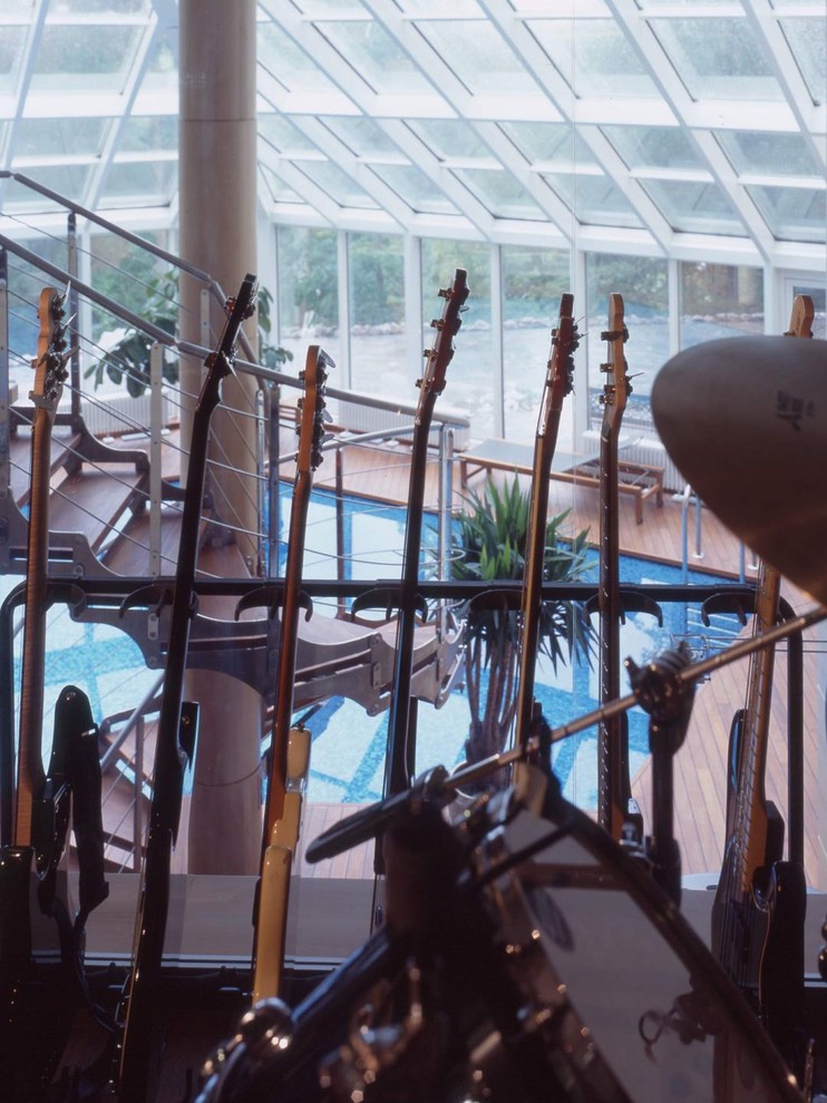 Бассейн. Николина гора