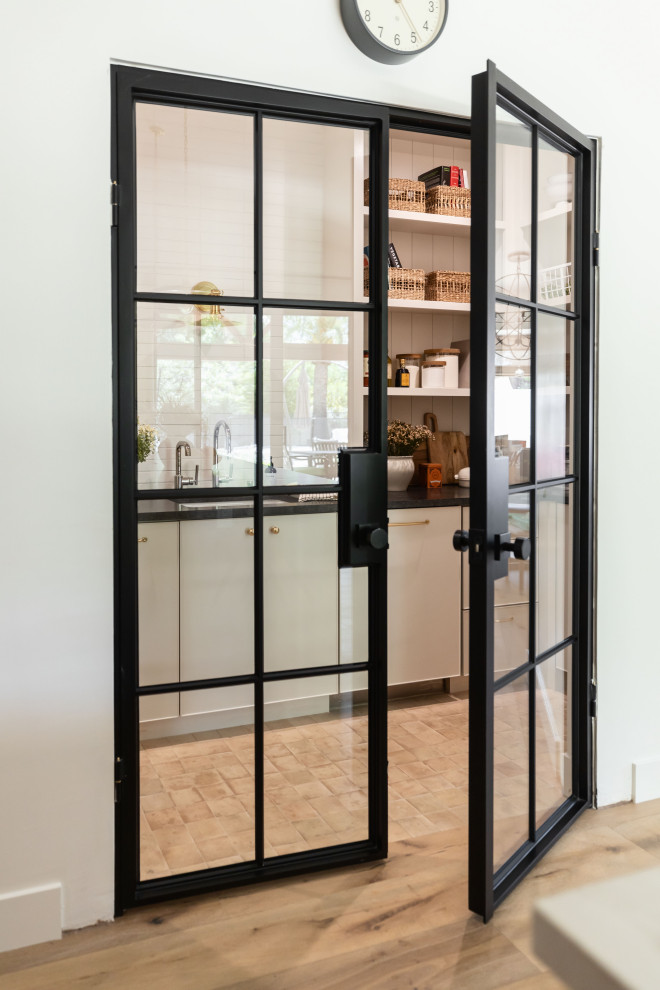 Inspiration for a transitional home design remodel in Phoenix