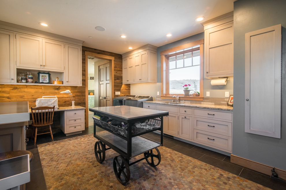 Inspiration for a rustic home design remodel in Denver