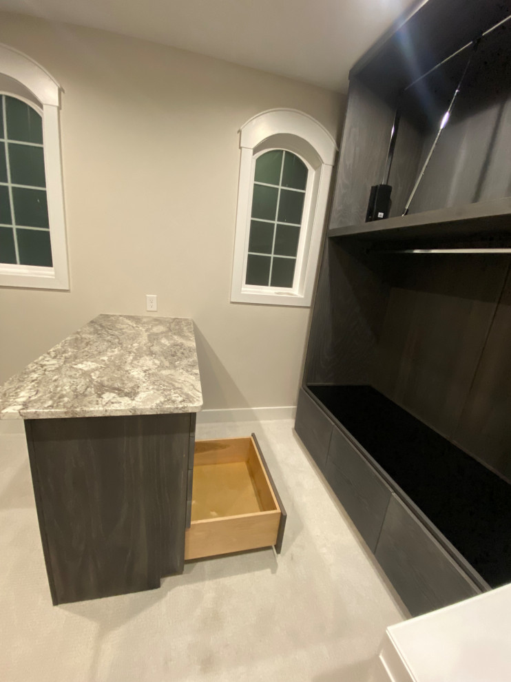 Kissing Camels Custom Closet Cabinets