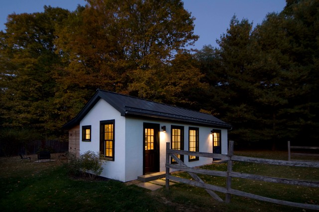 Tiny Barn landhausstil-haeuser