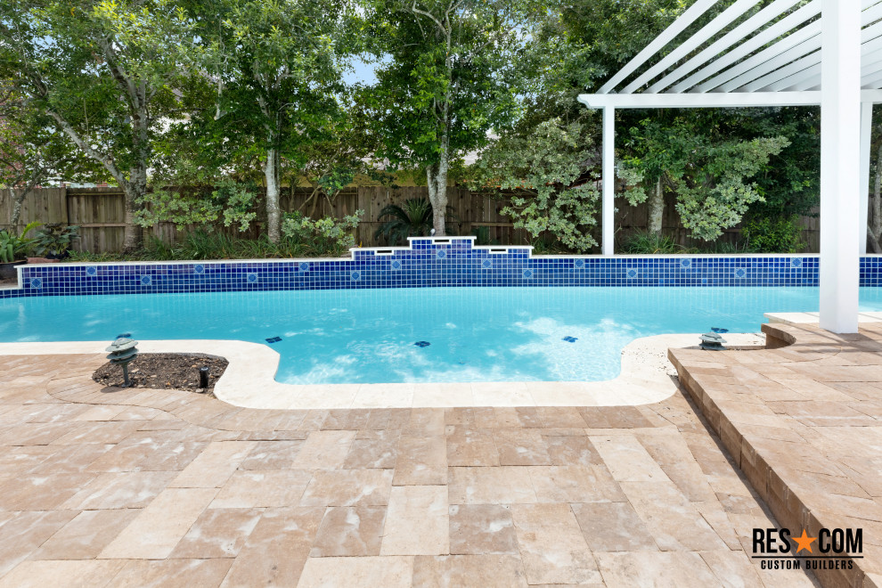 Autumn Trail - pool