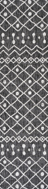 Nokat Bohemian Indoor/Outdoor Black/Ivory 2'x10' Runner Rug