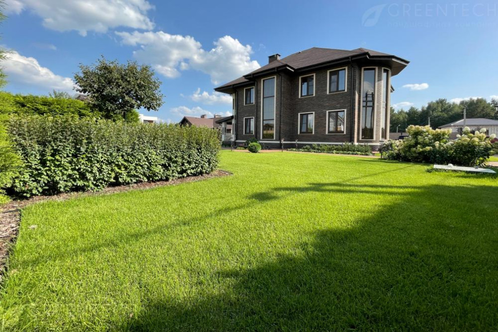 Сад, построенный в к.п. Земляничная поляна