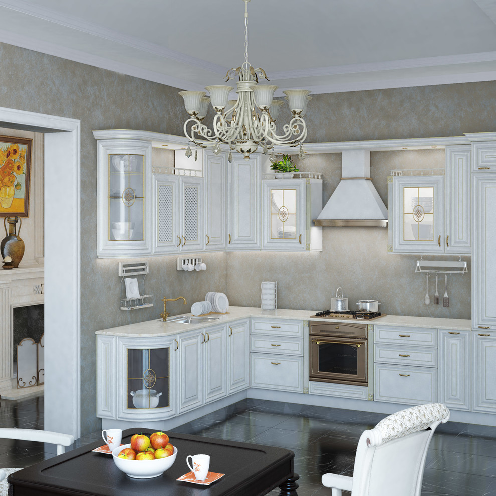 Классическая люстра для просторной кухни