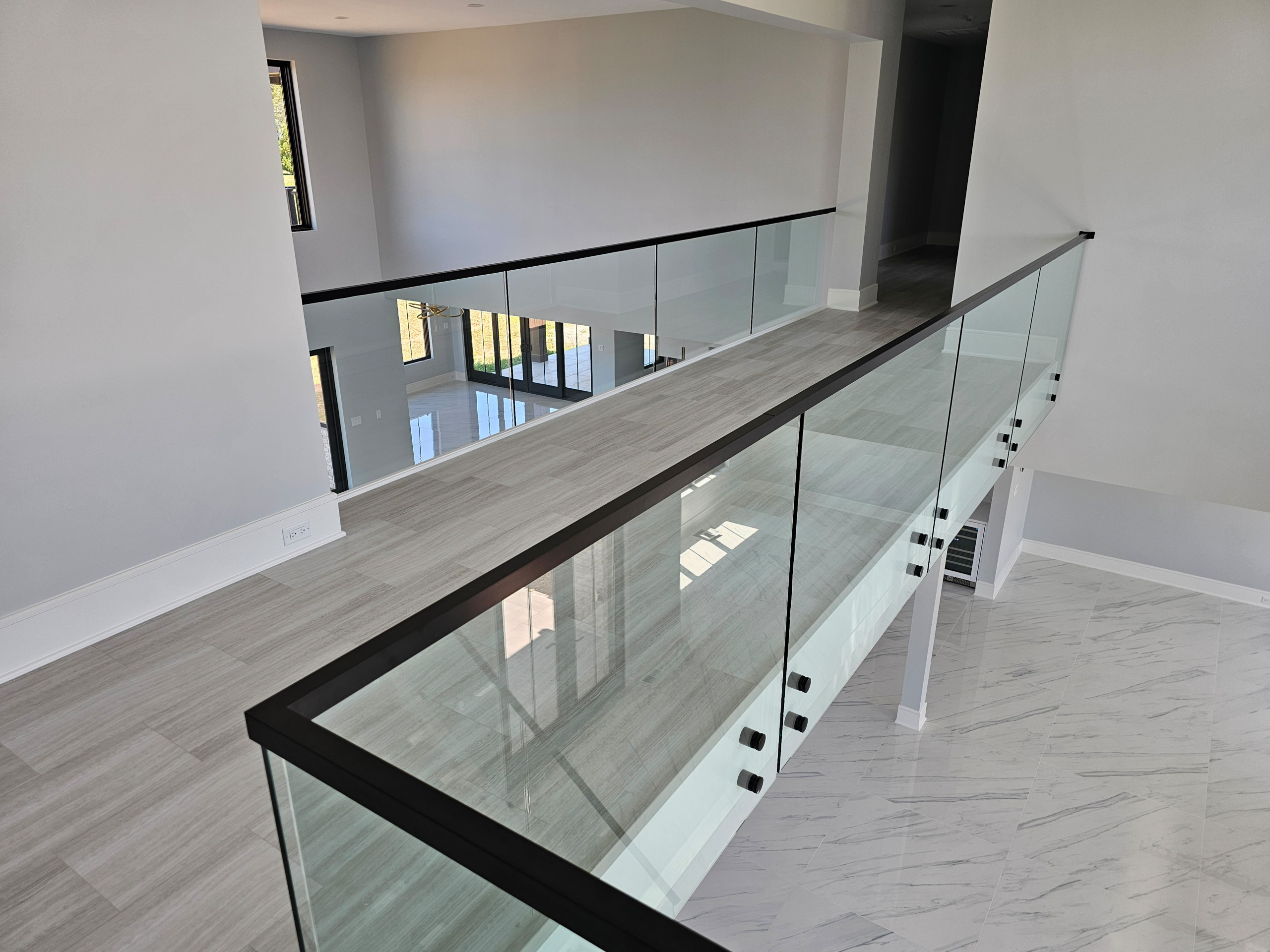 125_Modern Open Rise Stair with Glass Balustrade, Aldie, VA 20105