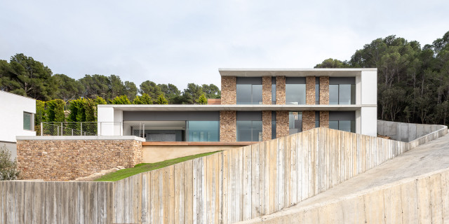 House in Sa Riera trendy-hus-og-facade