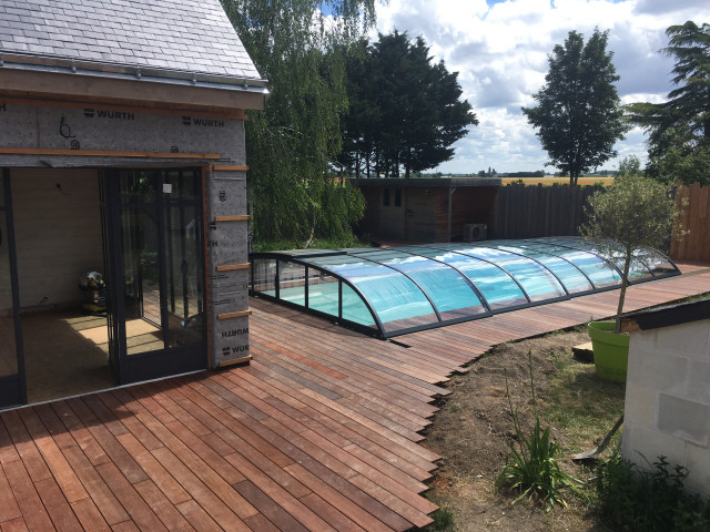 Pool House modern-deck