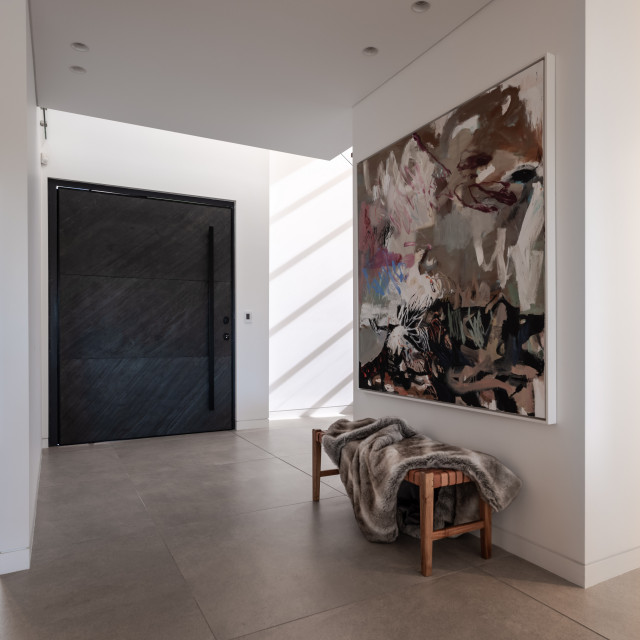 Riverview Road modern