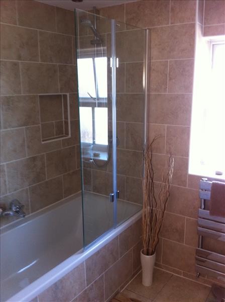 Bathrooms contemporary-bathroom
