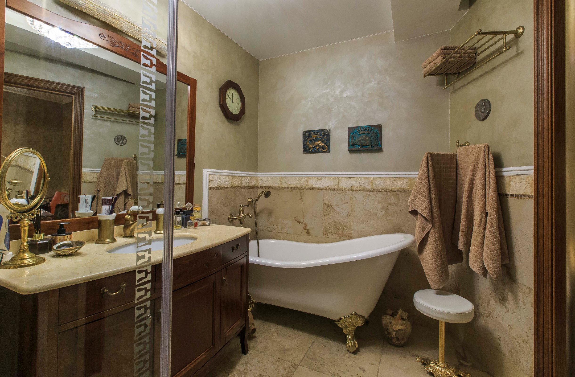 Драгоценная шкатулка